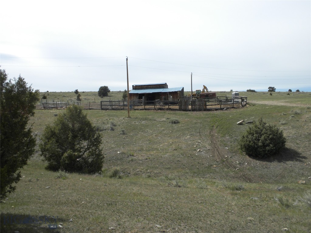 49 Cedar Crest, Whitehall MT 59759