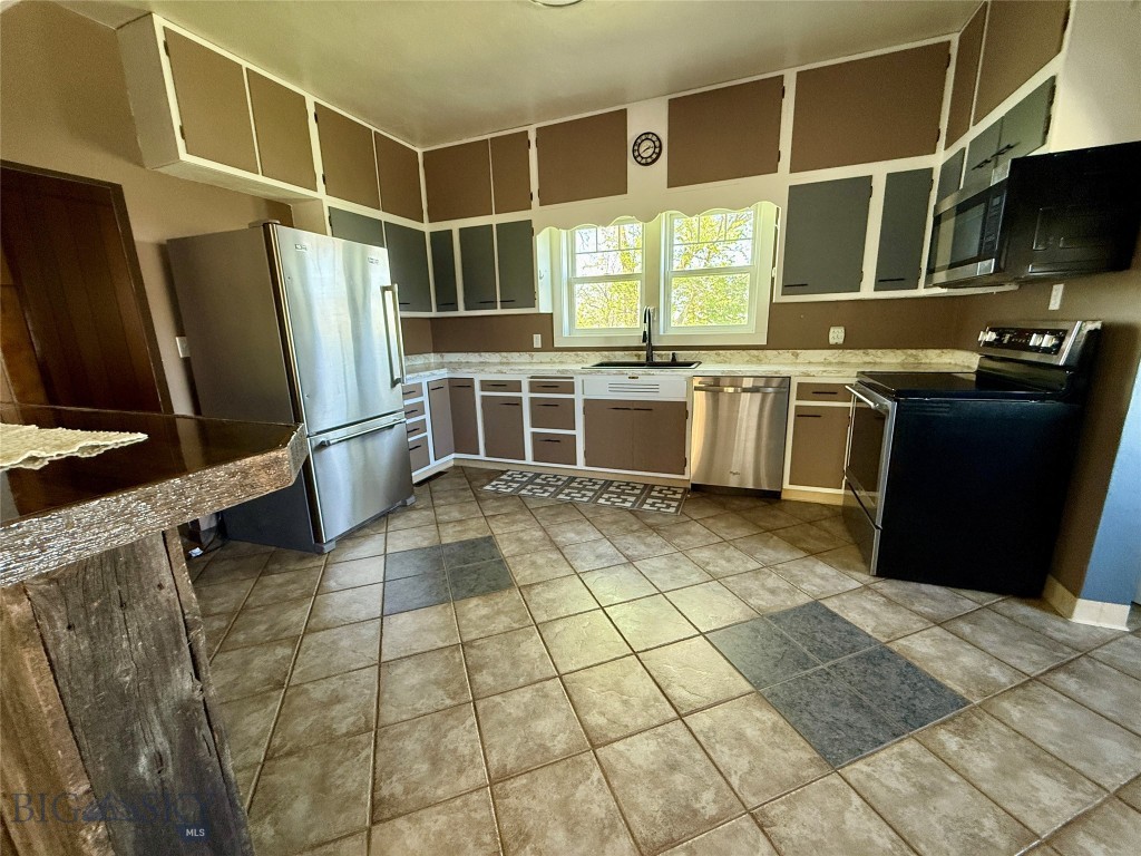 49 Windy Lane, Other MT 59482