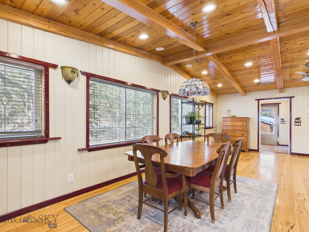 4964 US Highway 89 S, Livingston MT 59047