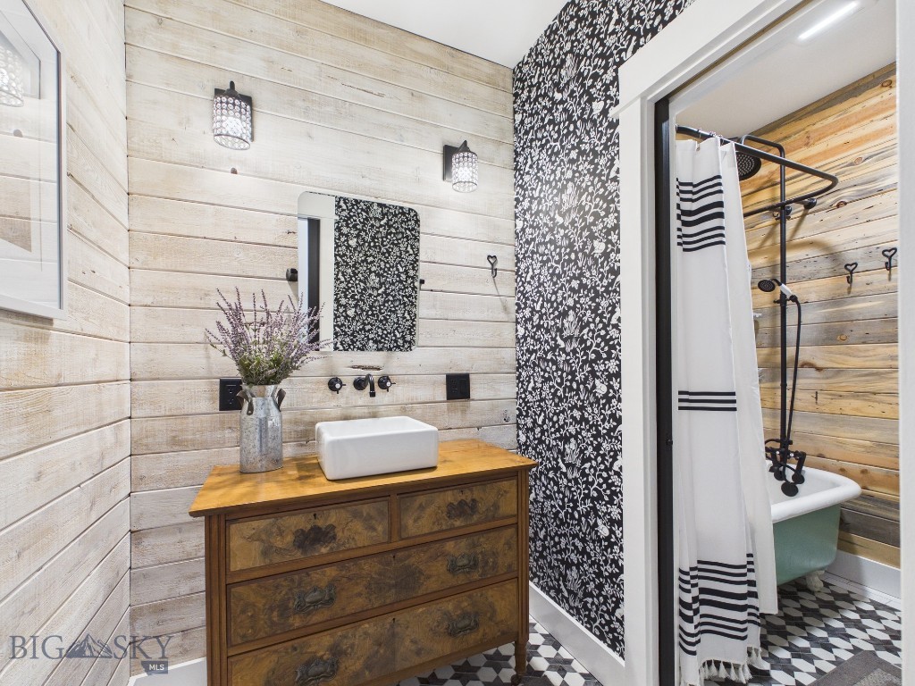 4964 US Highway 89 S, Livingston MT 59047