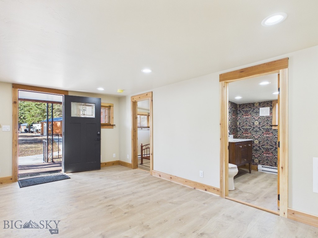 4964 US Highway 89 S, Livingston MT 59047