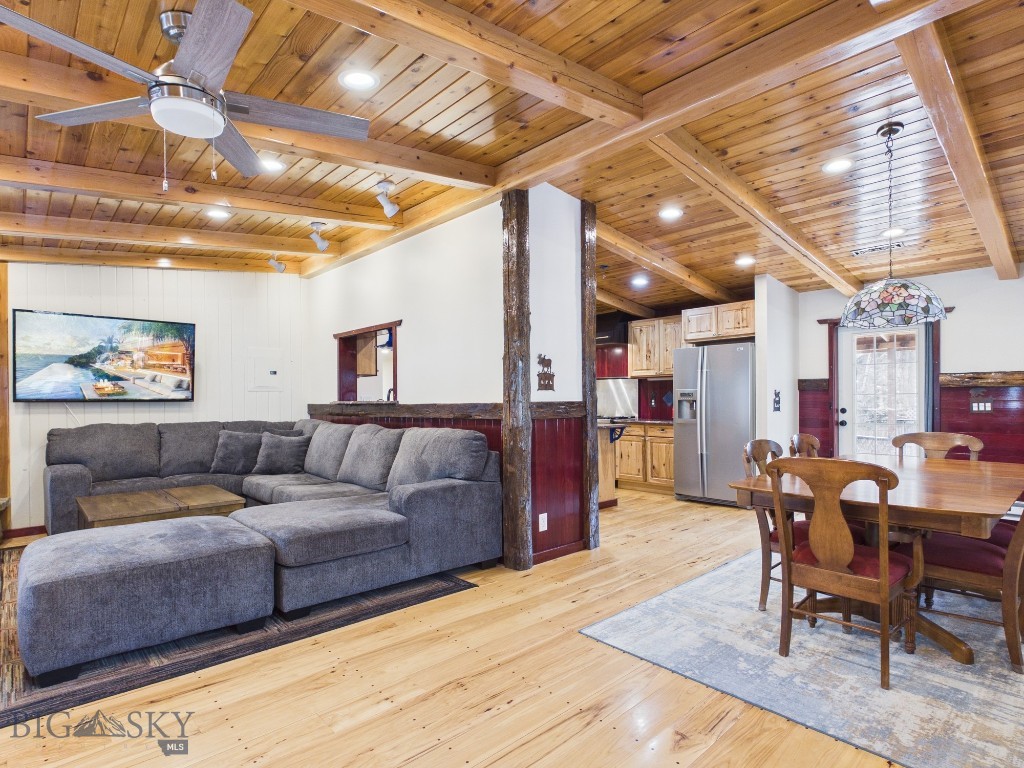 4964 US Highway 89 S, Livingston MT 59047