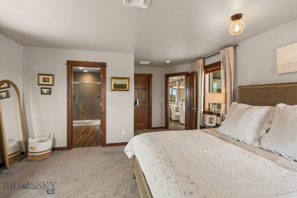 500 Prickly Pear, Manhattan MT 59741