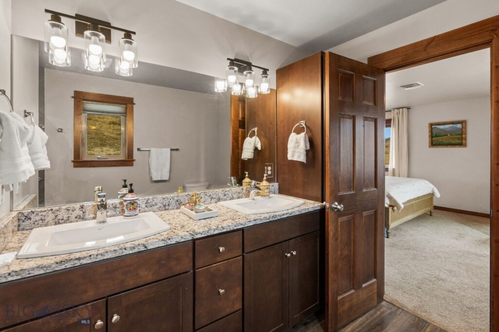 500 Prickly Pear, Manhattan MT 59741