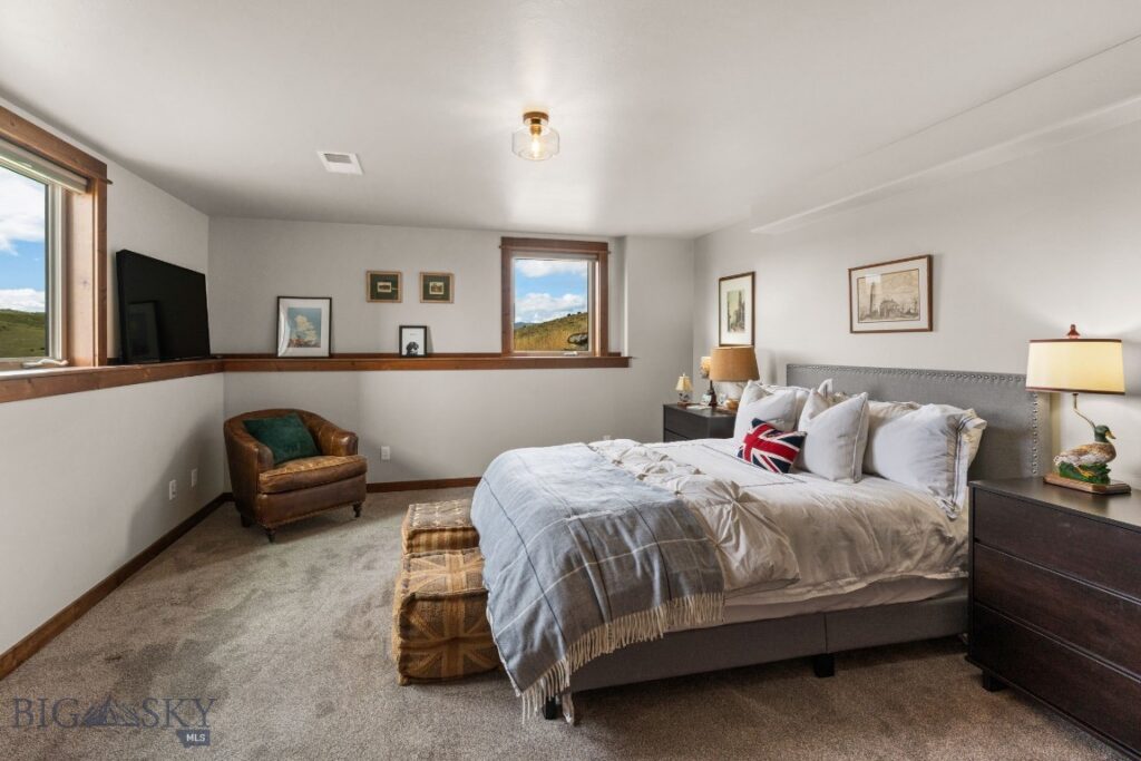 500 Prickly Pear, Manhattan MT 59741