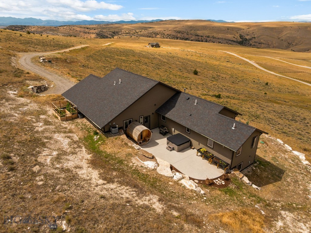 500 Prickly Pear, Manhattan MT 59741