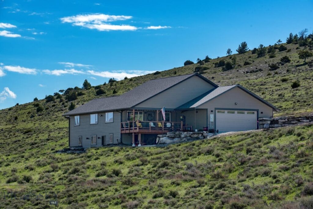 500 Prickly Pear, Manhattan MT 59741