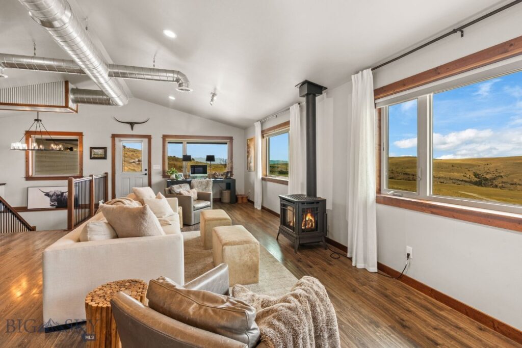500 Prickly Pear, Manhattan MT 59741