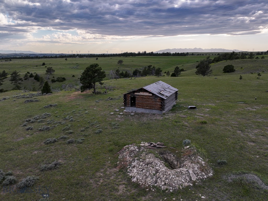 504 Stephens HIll Road, Reed Point MT 59069
