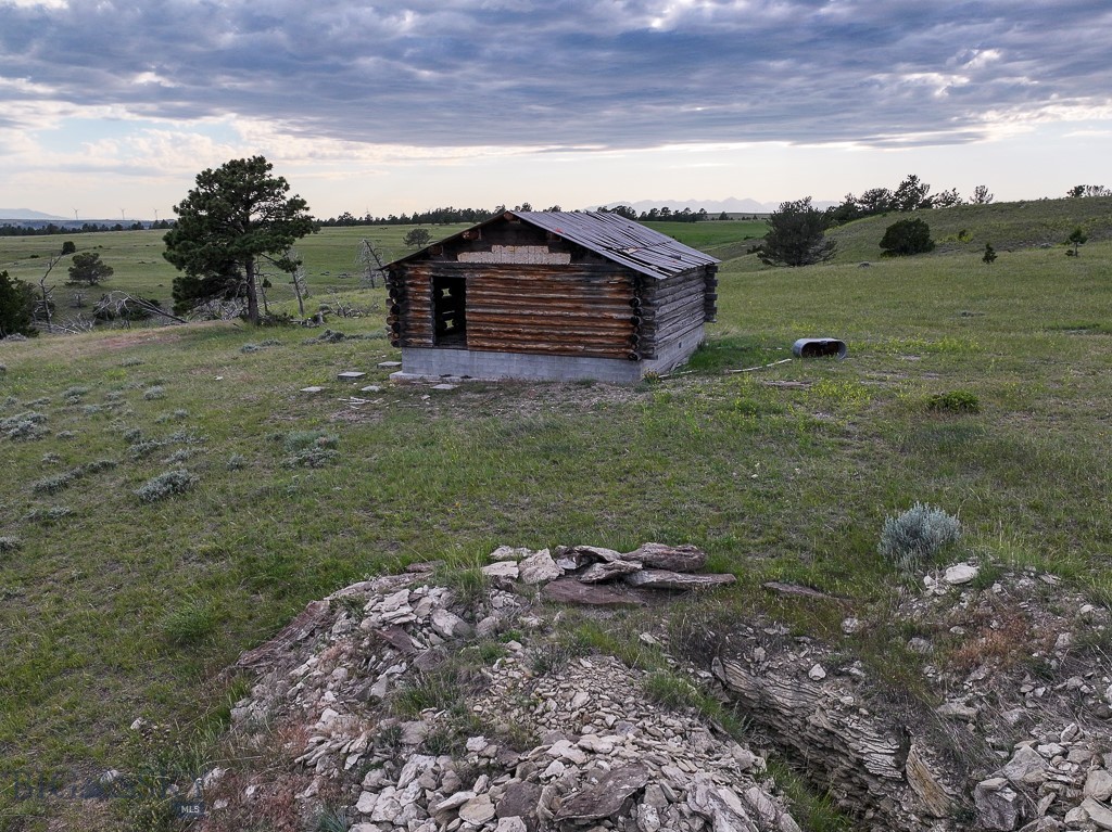 504 Stephens HIll Road, Reed Point MT 59069