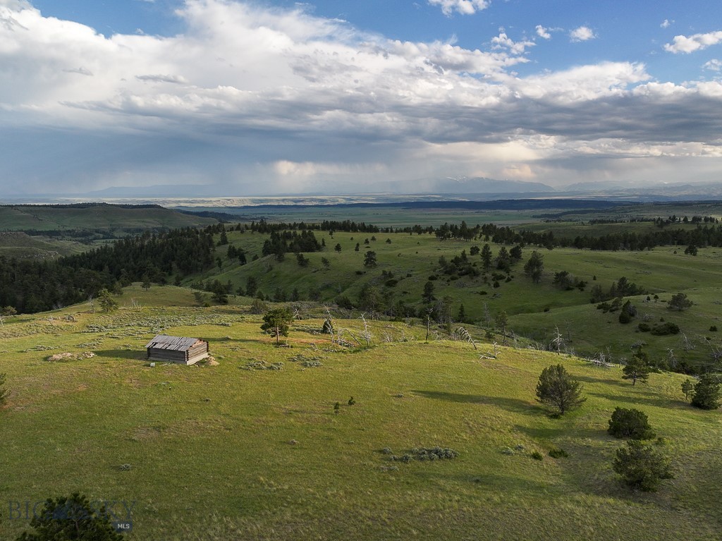 504 Stephens HIll Road, Reed Point MT 59069