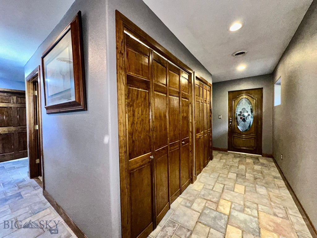 505 Fifth Avenue W, Ryegate MT 59074