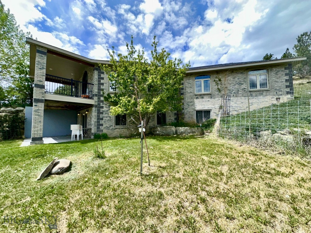 505 Fifth Avenue W, Ryegate MT 59074