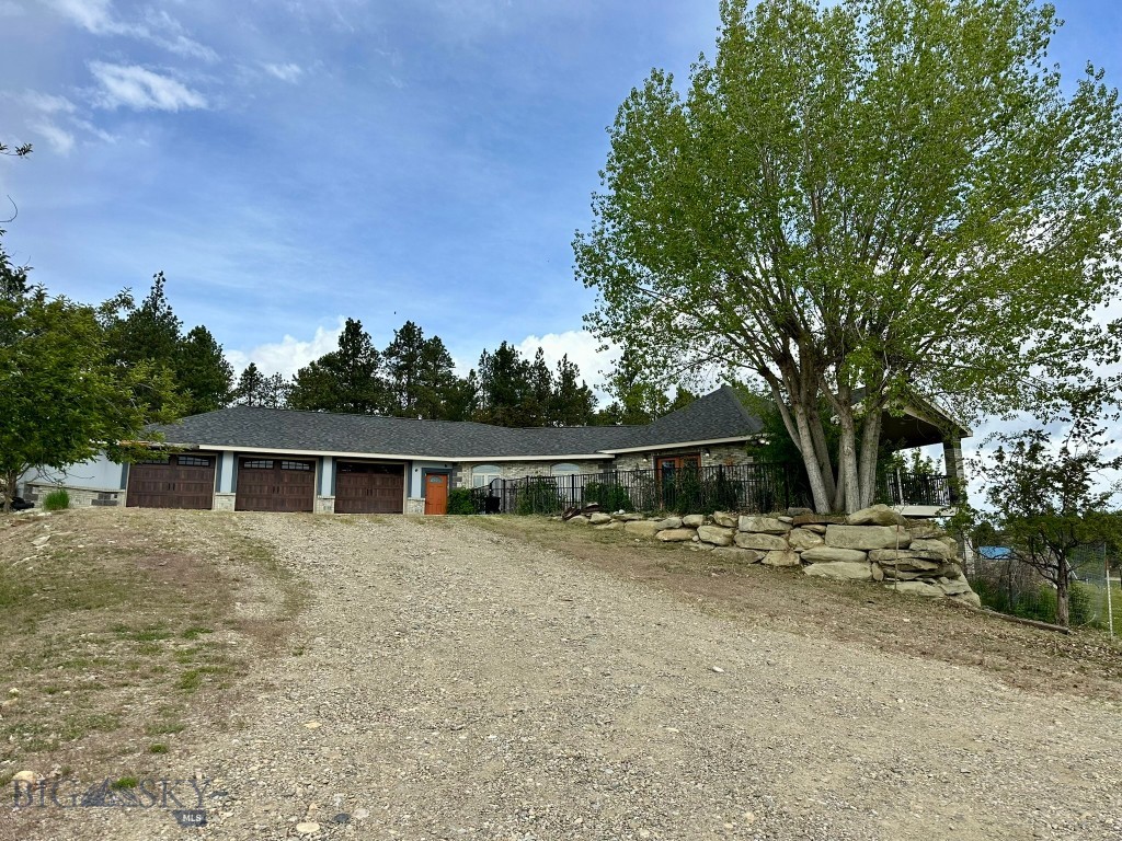 505 Fifth Avenue W, Ryegate MT 59074