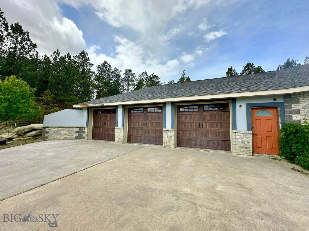 505 Fifth Avenue W, Ryegate MT 59074