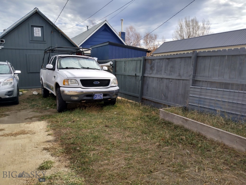 506 Ash Street, Anaconda MT 59711