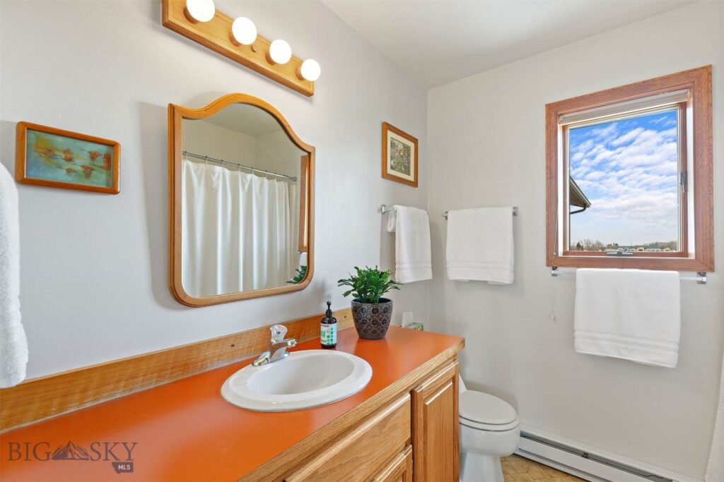 51 Schutz Lane, Bozeman MT 59718