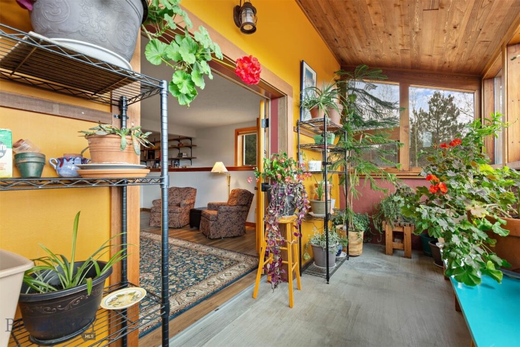 51 Schutz Lane, Bozeman MT 59718