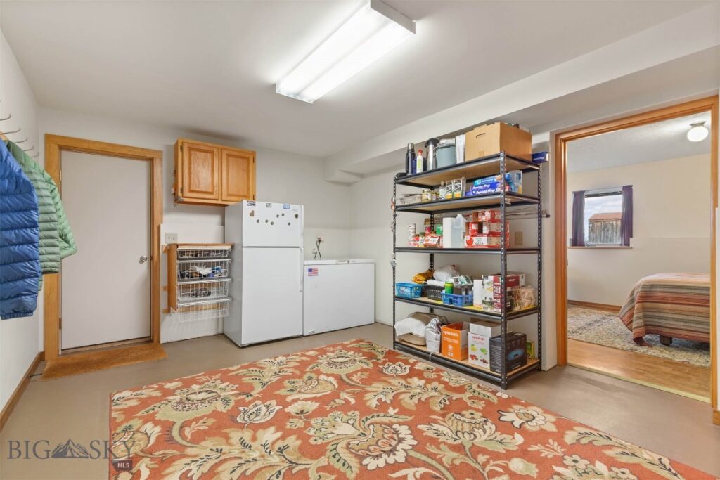 51 Schutz Lane, Bozeman MT 59718