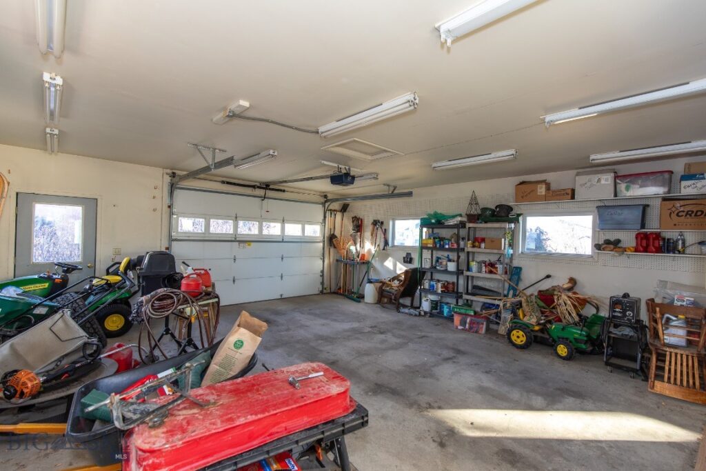 510 E Fulton Avenue, Manhattan MT 59741