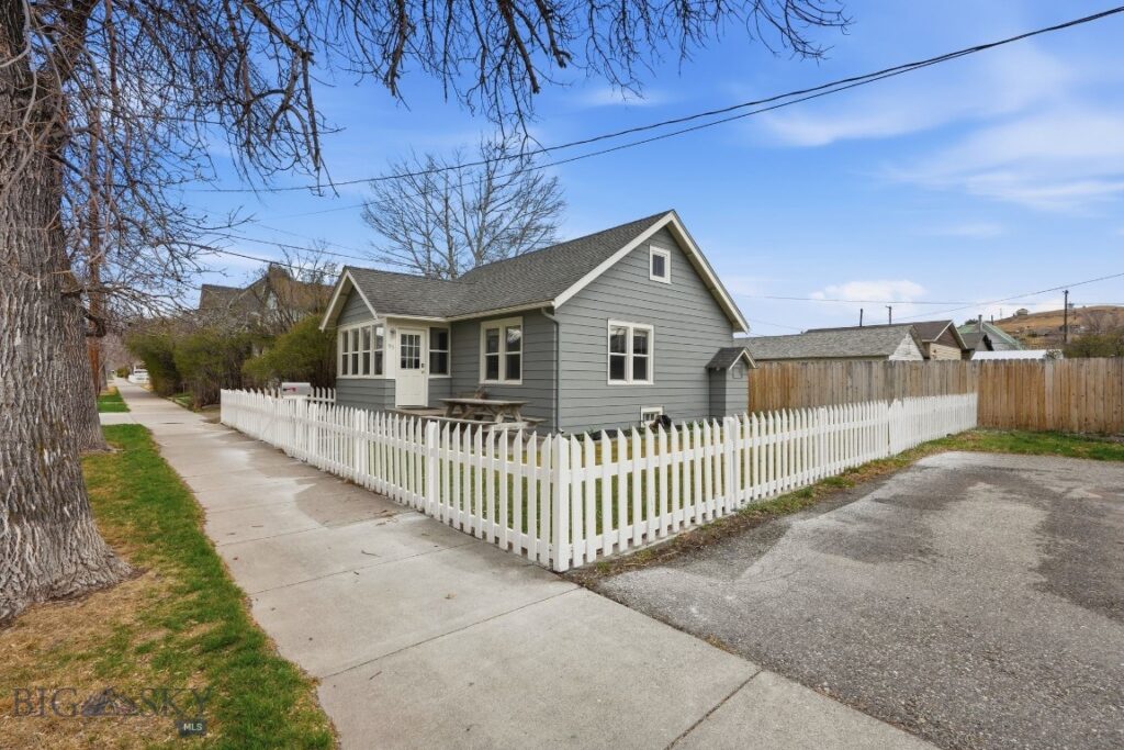 515 E Callender Street, Livingston MT 59047