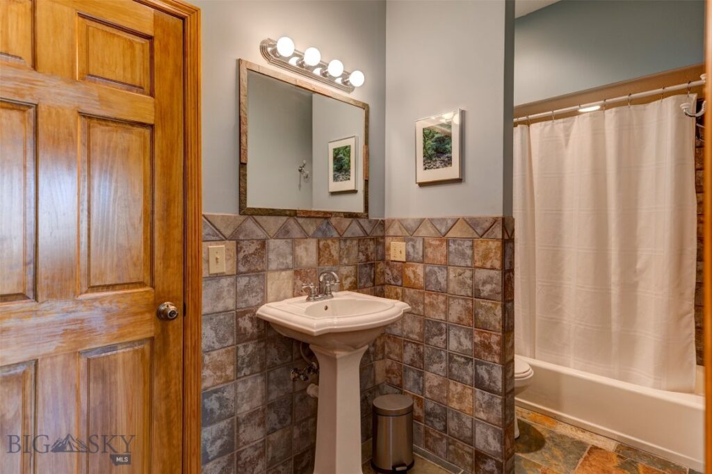52 Eastep Lane, Livingston MT 59047