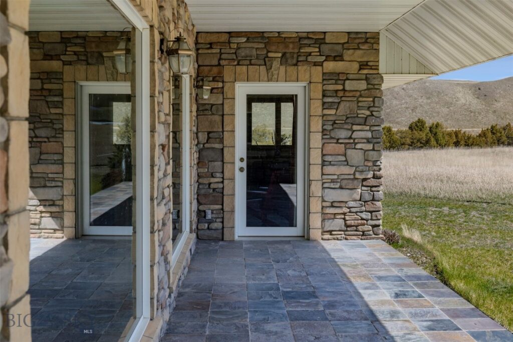 52 Eastep Lane, Livingston MT 59047