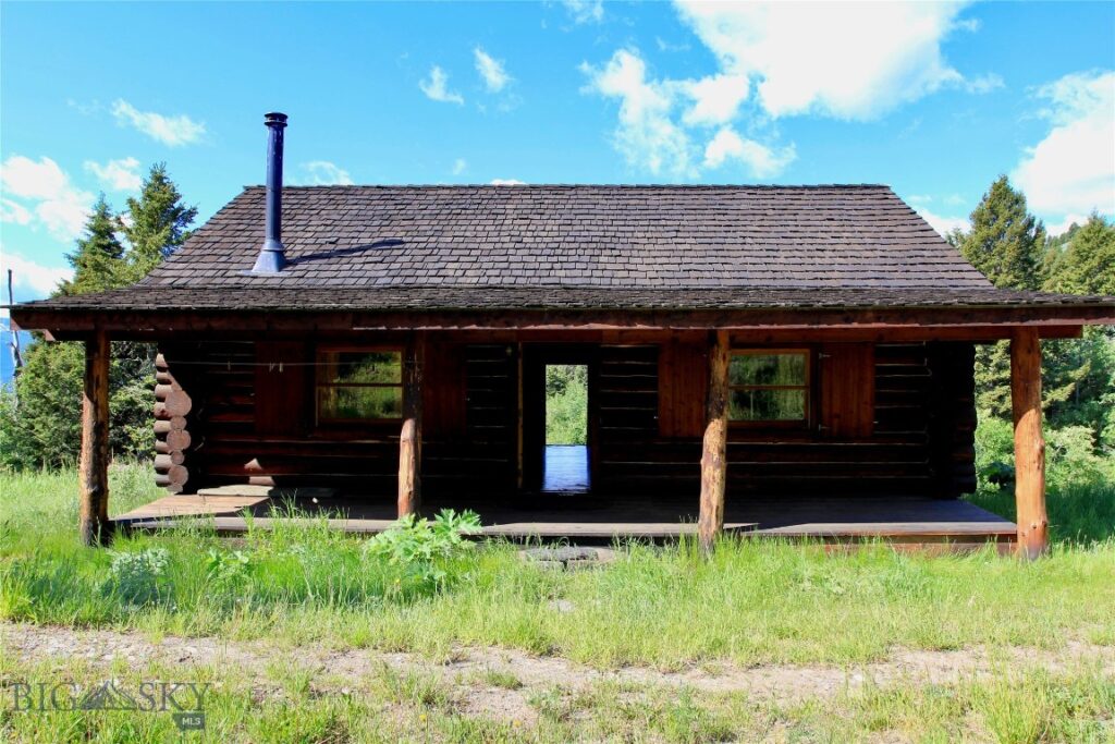 524 Grizzly Meadow Road, Emigrant MT 59027