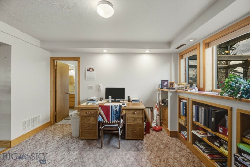 530 Rocky Road, Bozeman MT 59718