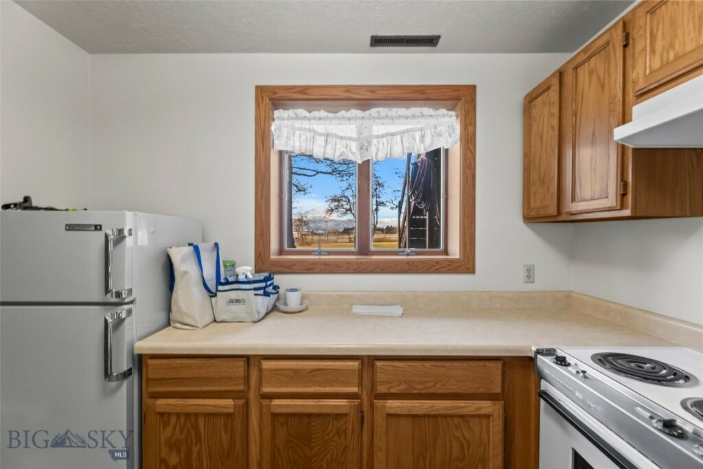530 Rocky Road, Bozeman MT 59718