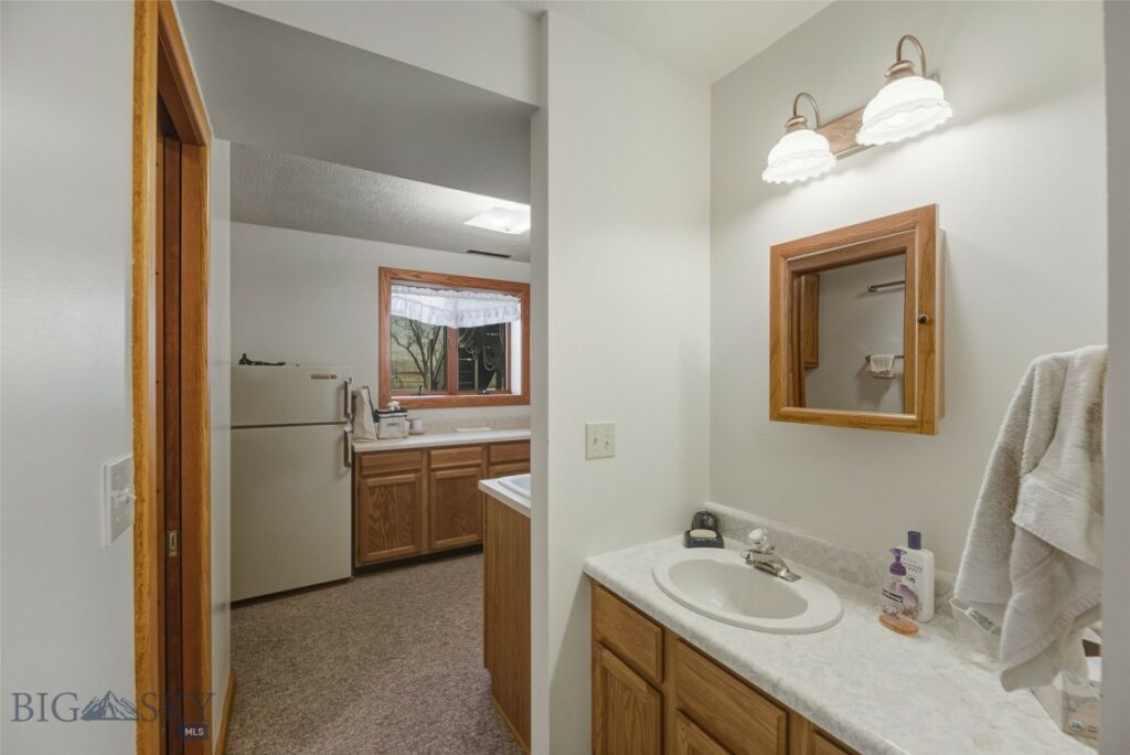 530 Rocky Road, Bozeman MT 59718