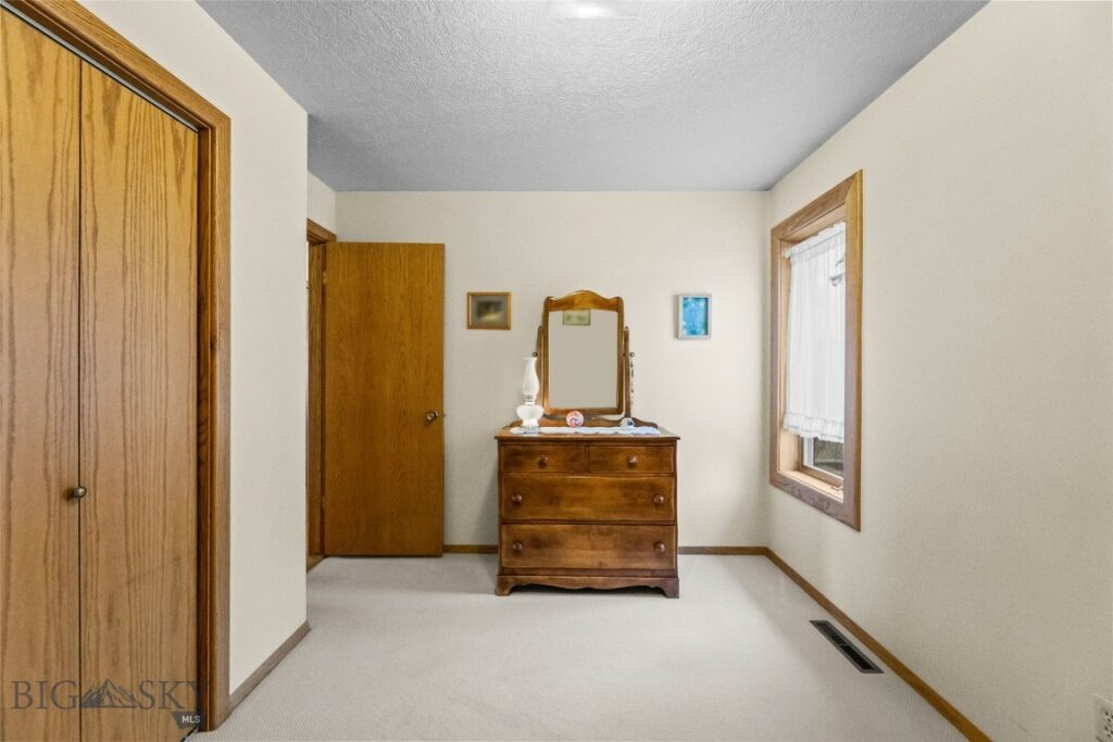 530 Rocky Road, Bozeman MT 59718