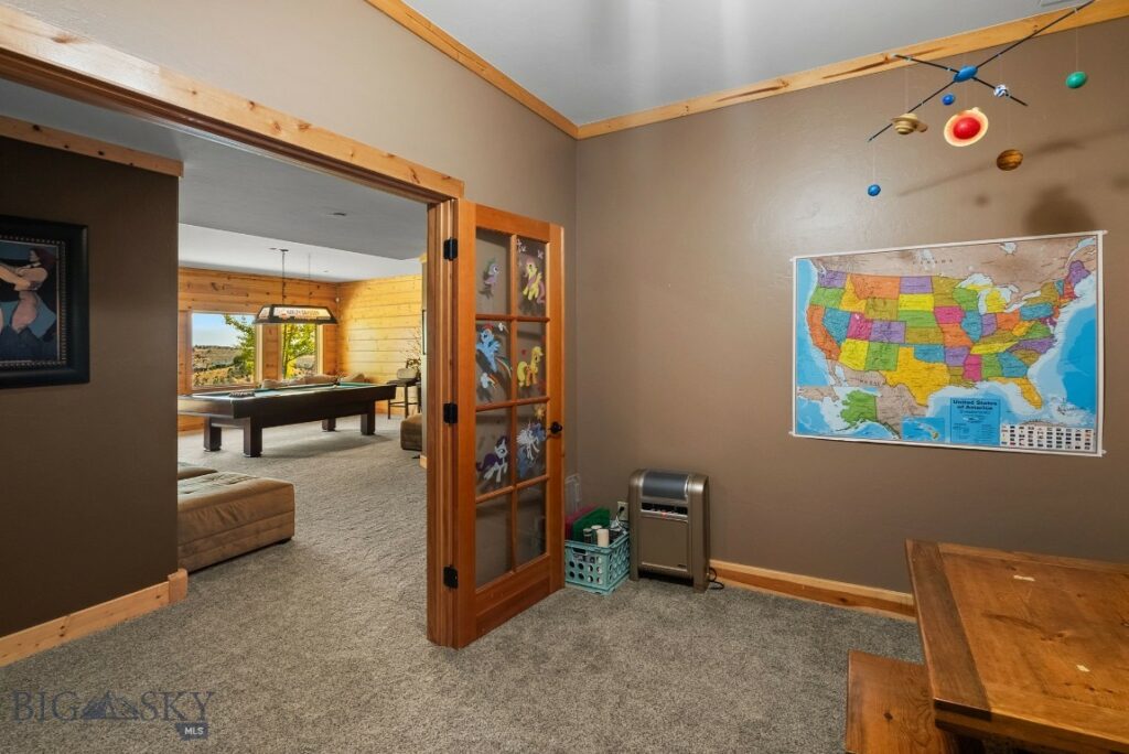 531 Mossy Rock Lane, Manhattan MT 59741