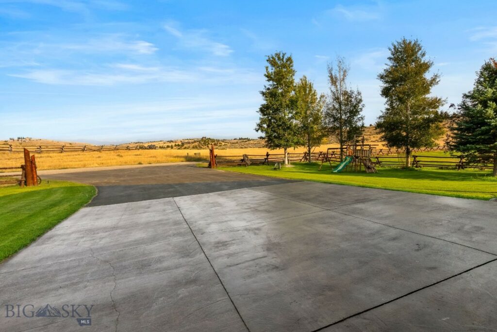 531 Mossy Rock Lane, Manhattan MT 59741