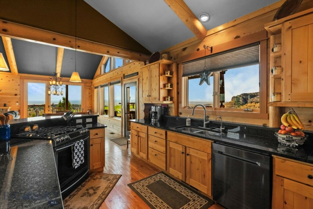 531 Mossy Rock Lane, Manhattan MT 59741