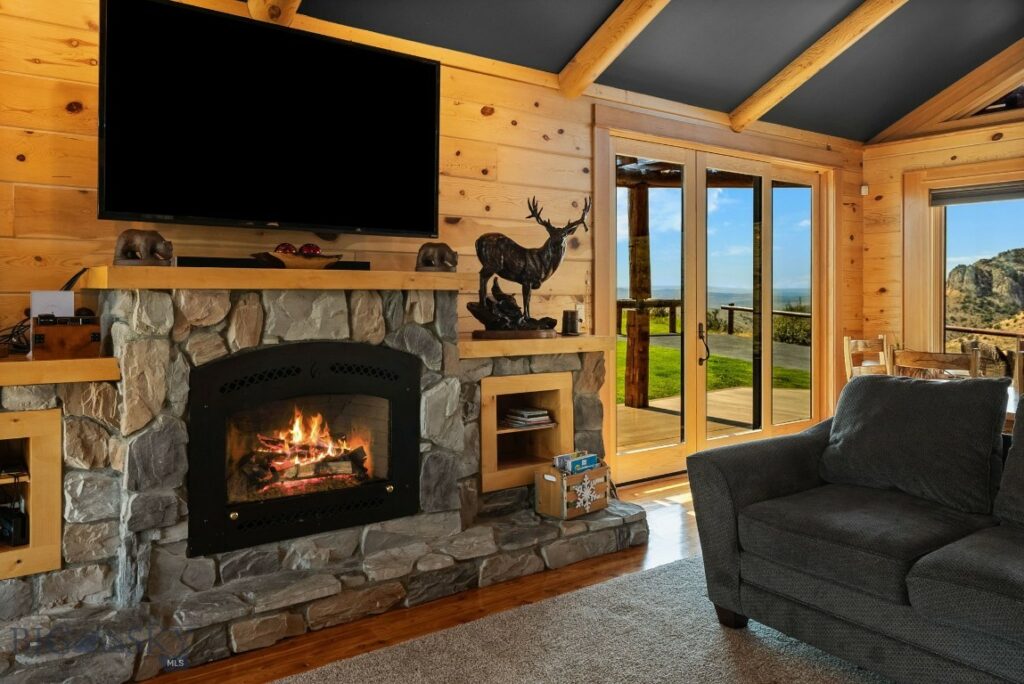 531 Mossy Rock Lane, Manhattan MT 59741