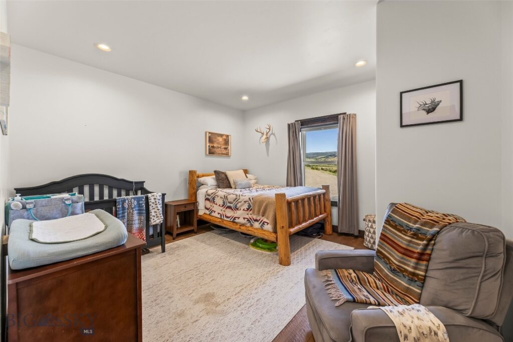 54 Antelope Butte Road, Livingston MT 59047