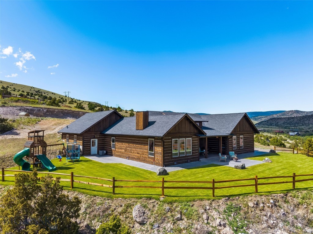 54 Antelope Butte Road, Livingston MT 59047