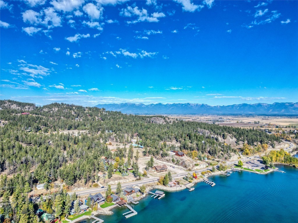 5463 US Highway 93 S, Somers MT 59932