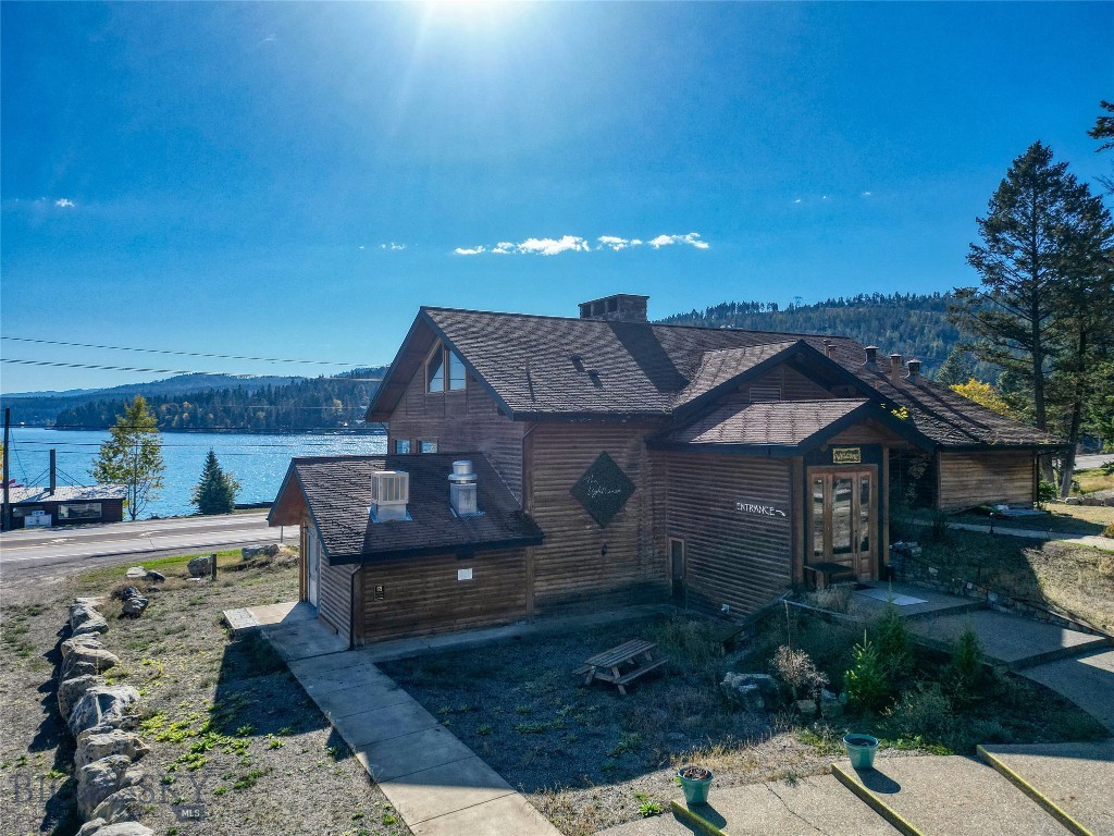 5463 US Highway 93 S, Somers MT 59932