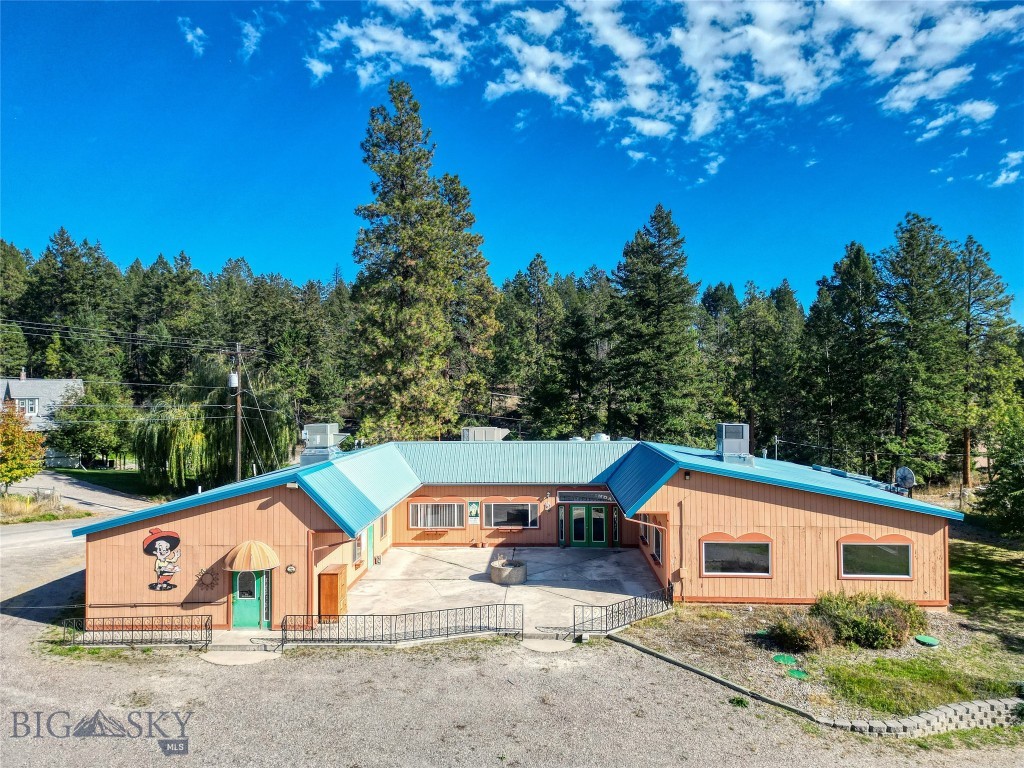 5463 US Highway 93 S, Somers MT 59932