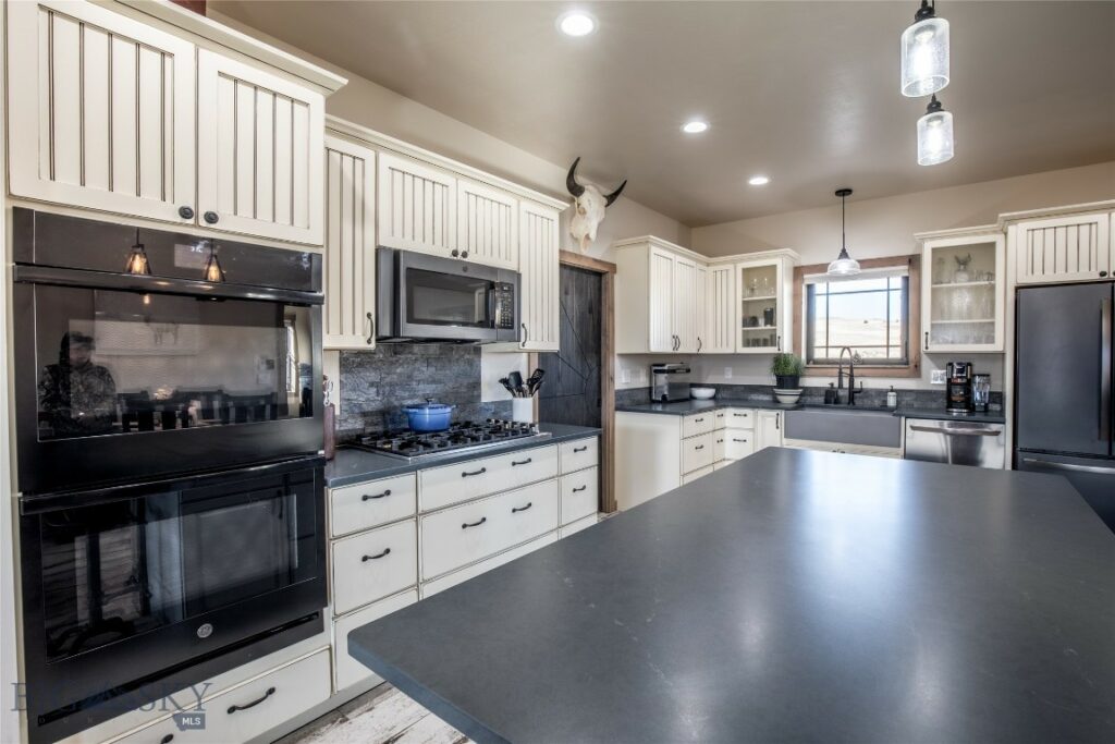 55 Vigilante Lane, Sheridan MT 59749