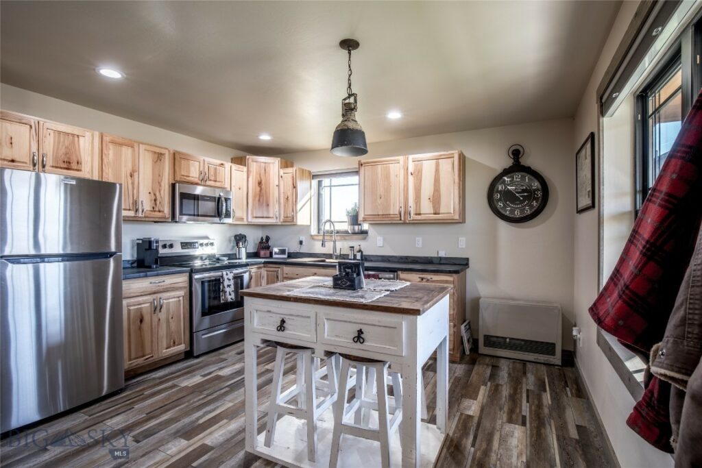 55 Vigilante Lane, Sheridan MT 59749