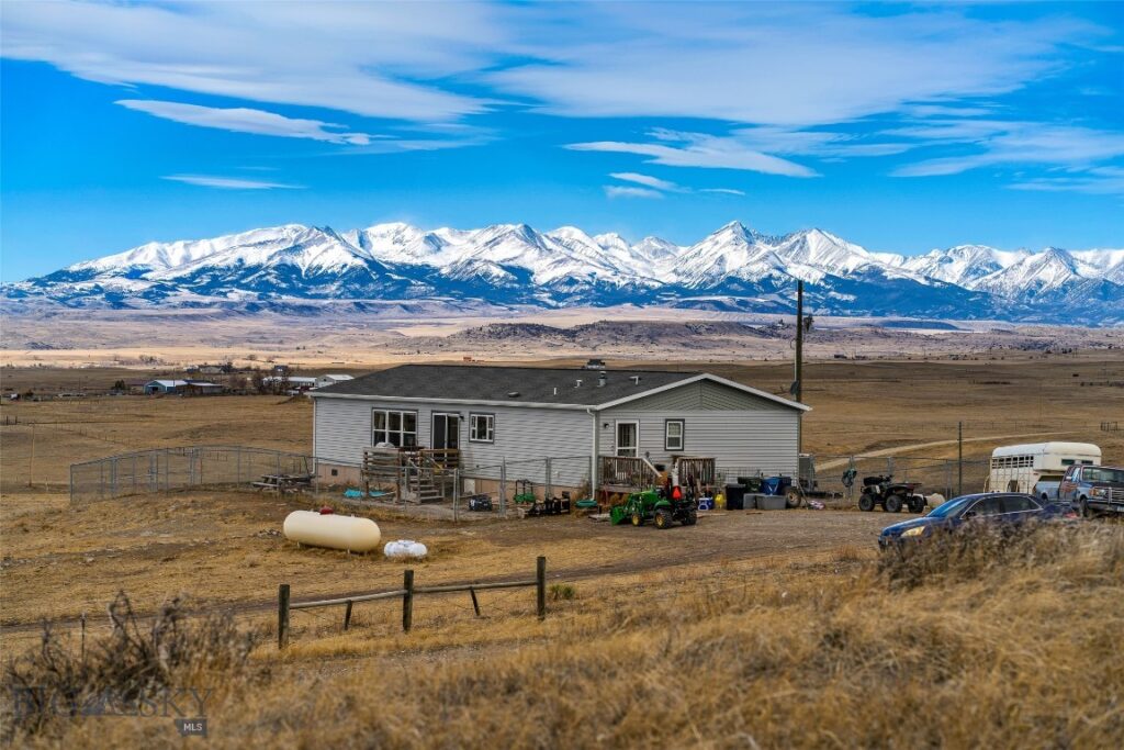 56 Spannering, Big Timber MT 59011