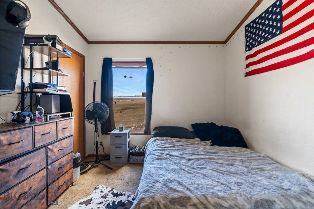 56 Spannering, Big Timber MT 59011