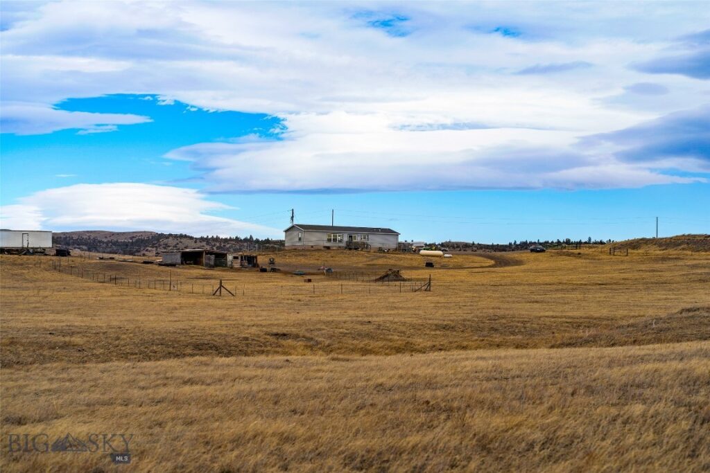 56 Spannering, Big Timber MT 59011