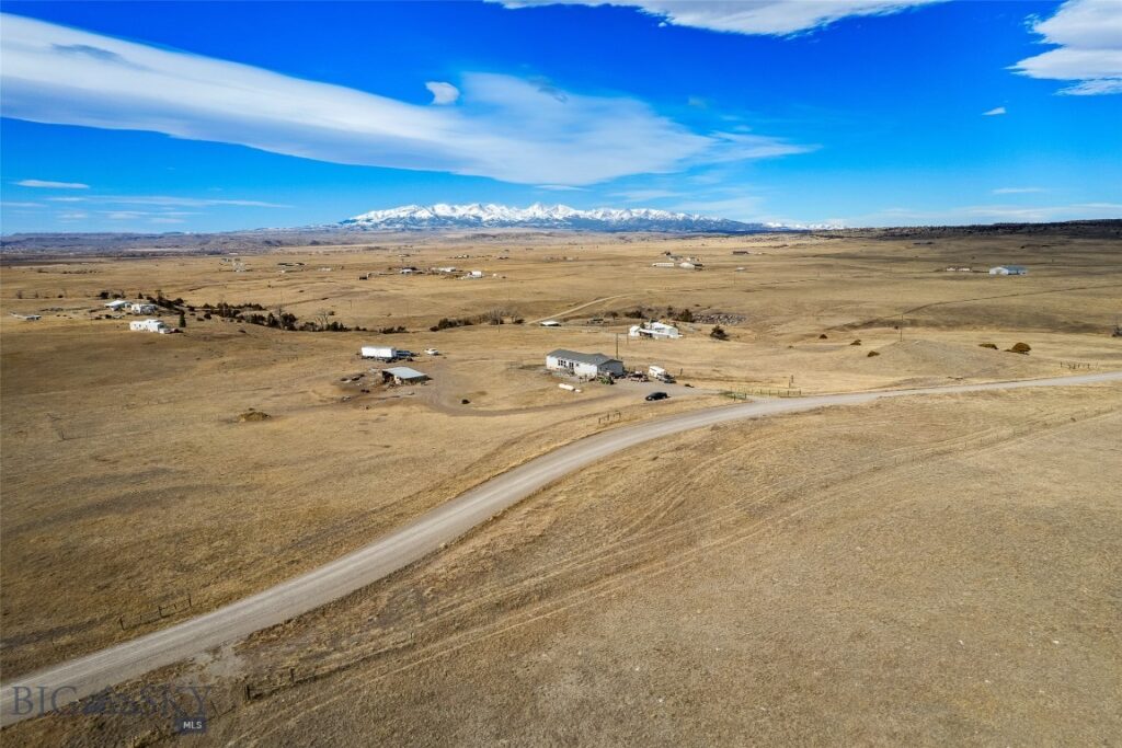 56 Spannering, Big Timber MT 59011