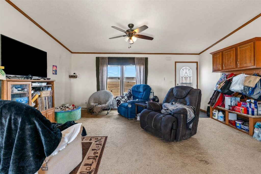 56 Spannering, Big Timber MT 59011