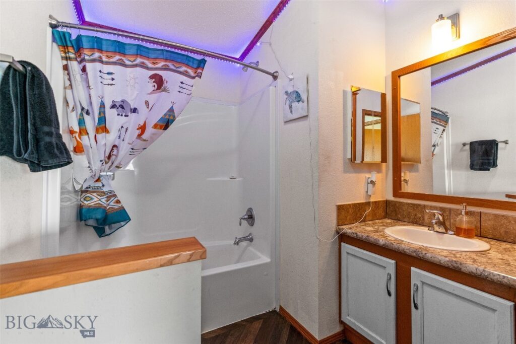 56 Spannering, Big Timber MT 59011