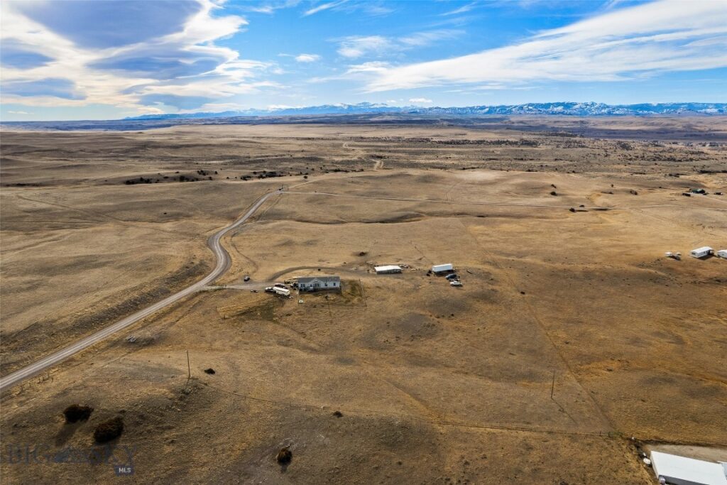 56 Spannering, Big Timber MT 59011